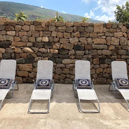Dammuso Rekhale Scauri (Sicily)